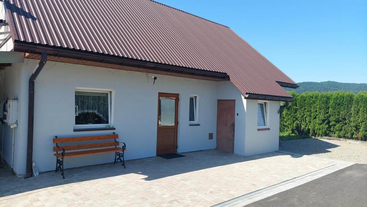 Villa Dom W Dolinie Zagorz Esterno foto