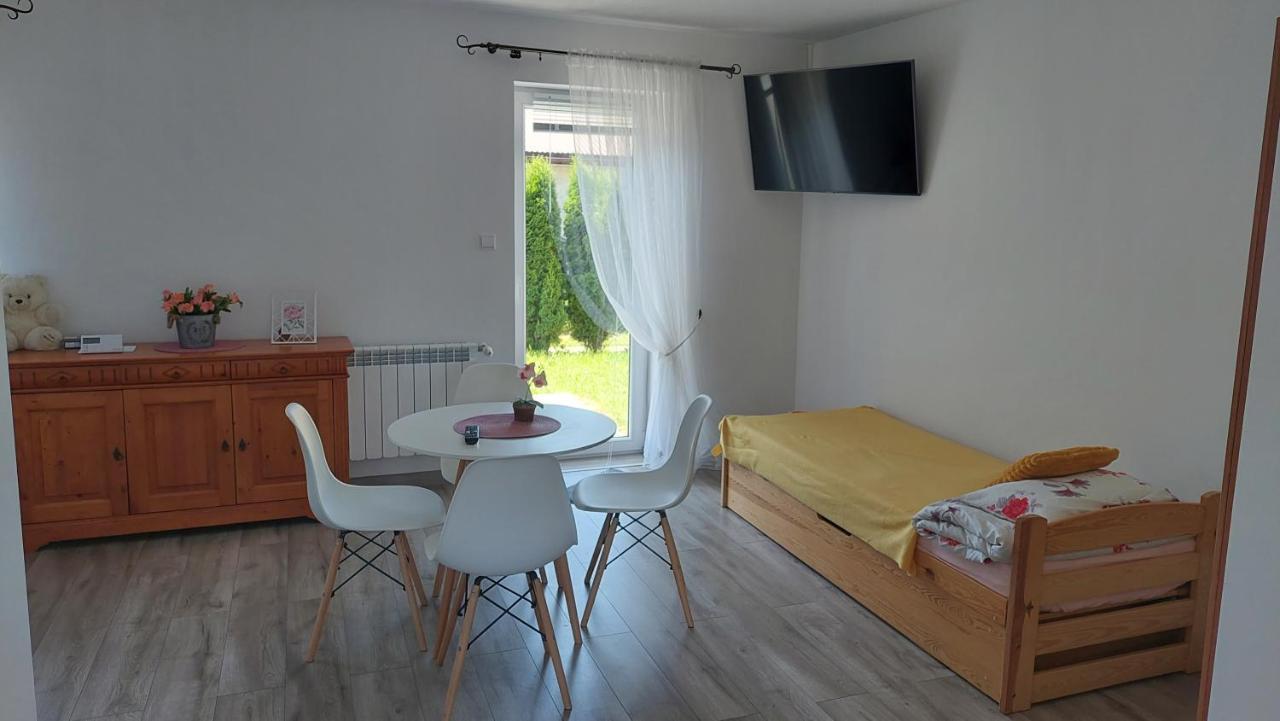 Villa Dom W Dolinie Zagorz Esterno foto