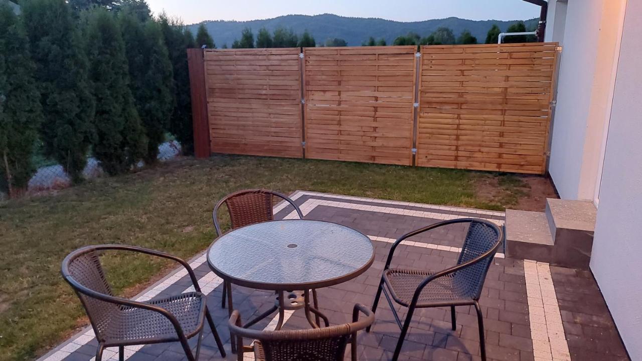 Villa Dom W Dolinie Zagorz Esterno foto